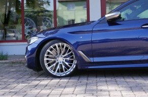 Topas on BMW 5 series G30 with H&R springs