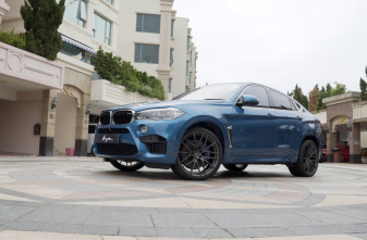 Breyton Fascinate in motion on BMW X6M